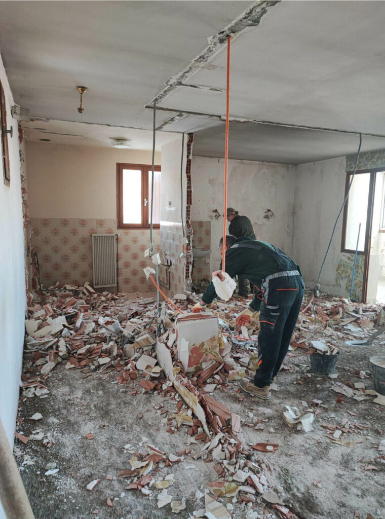 EN TRAVAUX